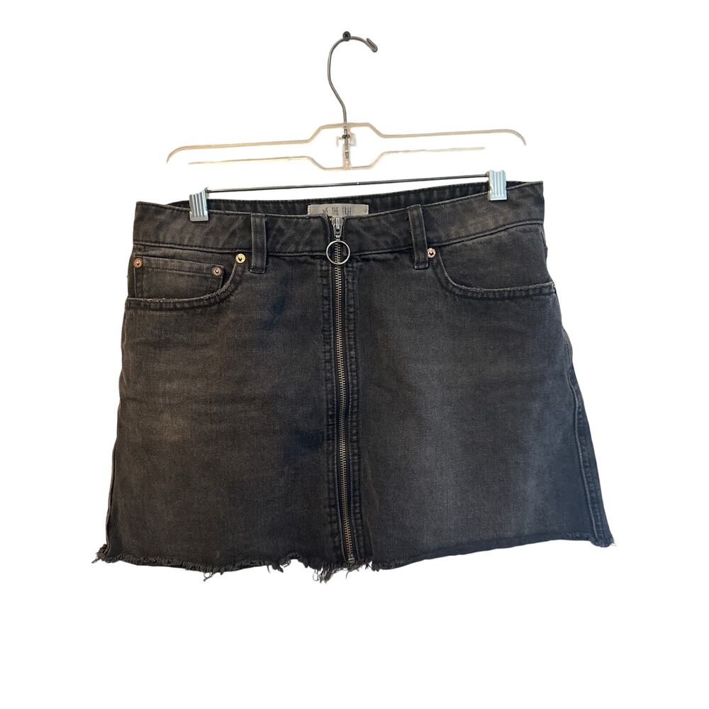 ⭐️ Women’s We the Free Free People Black Denim Skirt Size 29 Festival